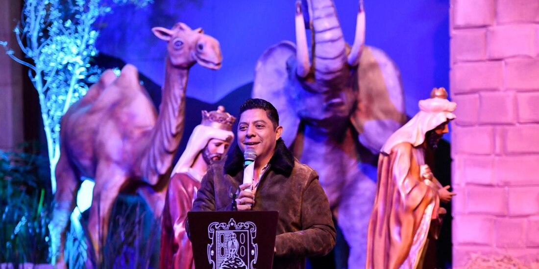 Ricardo Gallardo Cardona comparte logros del 2023, destacando la erradicación de la pobreza para 200 mil familias potosinas.