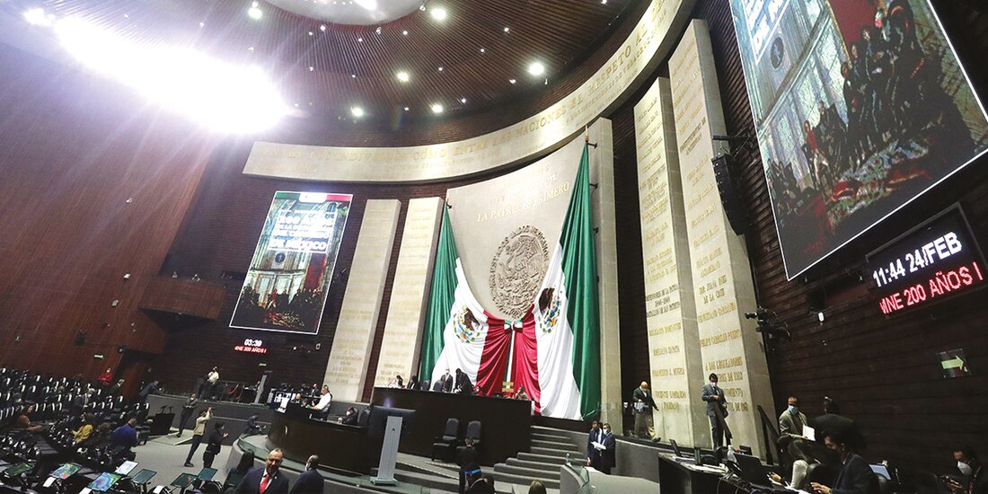 La Cámara de Diputados celebró ayer los 200 años de la instalación del Congreso.