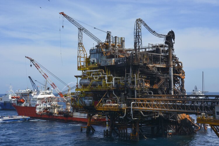 Plataforma petrolera Abkatun, en la sonda de Campeche, en imagen de archivo.