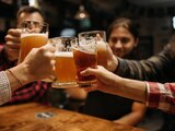 Celebramos su día internacional pero ¿De dónde proviene la palabra cerveza?