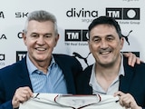 Javier Aguirre en su presentación como nuevo director técnico del Valencia.