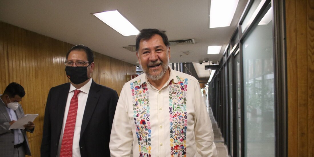 El diputado del Partido del Trabajo se rehúsa al uso de tapabocas.