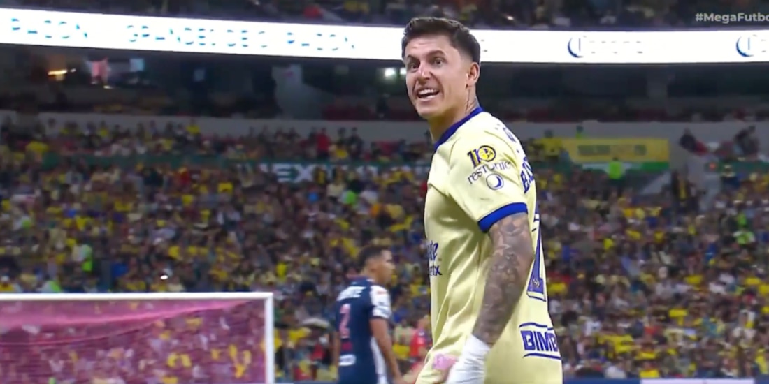 Brian Rodríguez insultó al cuarto árbitro.