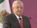 El Presidente de México en conferencia durante la firma del convenio para el hospital materno.