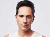 Mauricio Ochmann debutó cómo cantante y la crítica lo destrozó