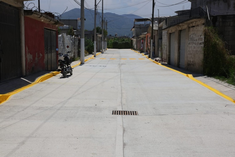 Una de las vialidades repavimentadas en Ecatepec.