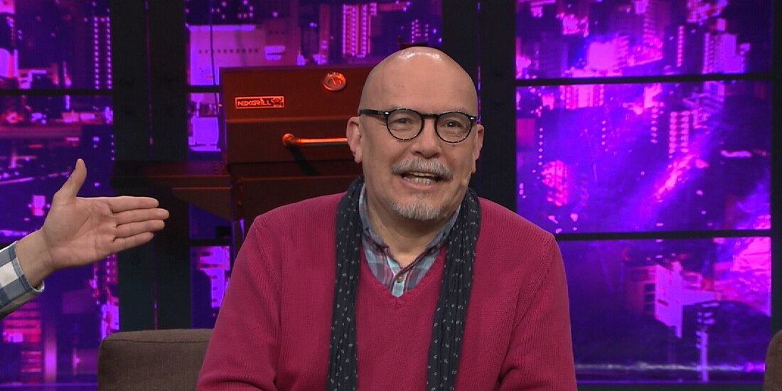 Critican a Mauricio Castillo por comentarios machistas contra influencer