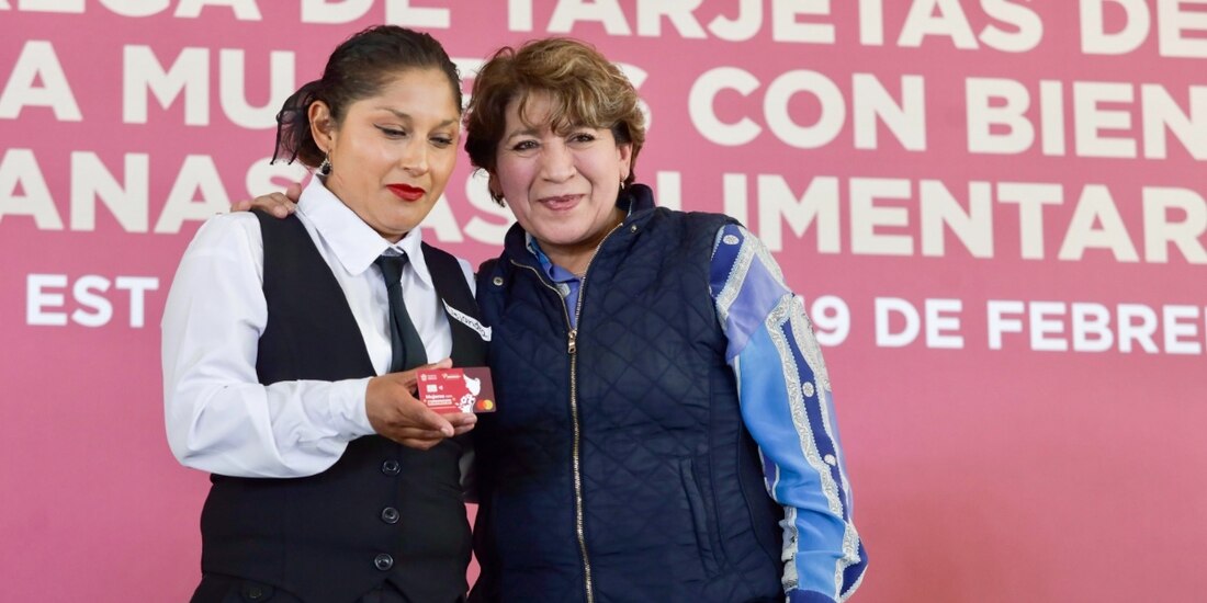La Maestra Delfina Gómez destacó que el Presidente Andrés Manuel López Obrador es un ejemplo que los inspira a trabajar por el bienestar de los más pobres.