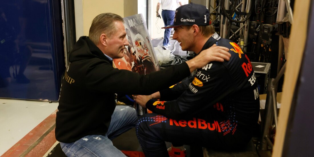El tetracampeón mundial de F1, Max Verstappen, con su padre, Jos Verstappen, su ídolo de niño.