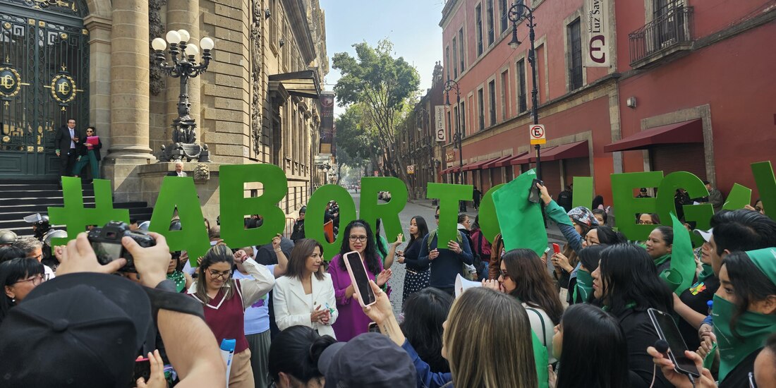 Manifestación por el aborto en la CDMX
