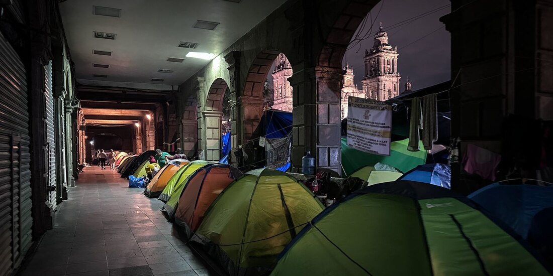 Plantón de la CNTE en el Zócalo de la CDMX