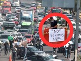Debido a la escasez de agua y la inseguridad, pobladores y transportistas alistan un bloqueo en la autopista México-Pachuca el 10 y 11 de marzo.