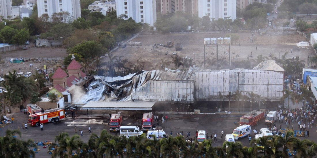 Incendio en parque recreativo en Rakjot.