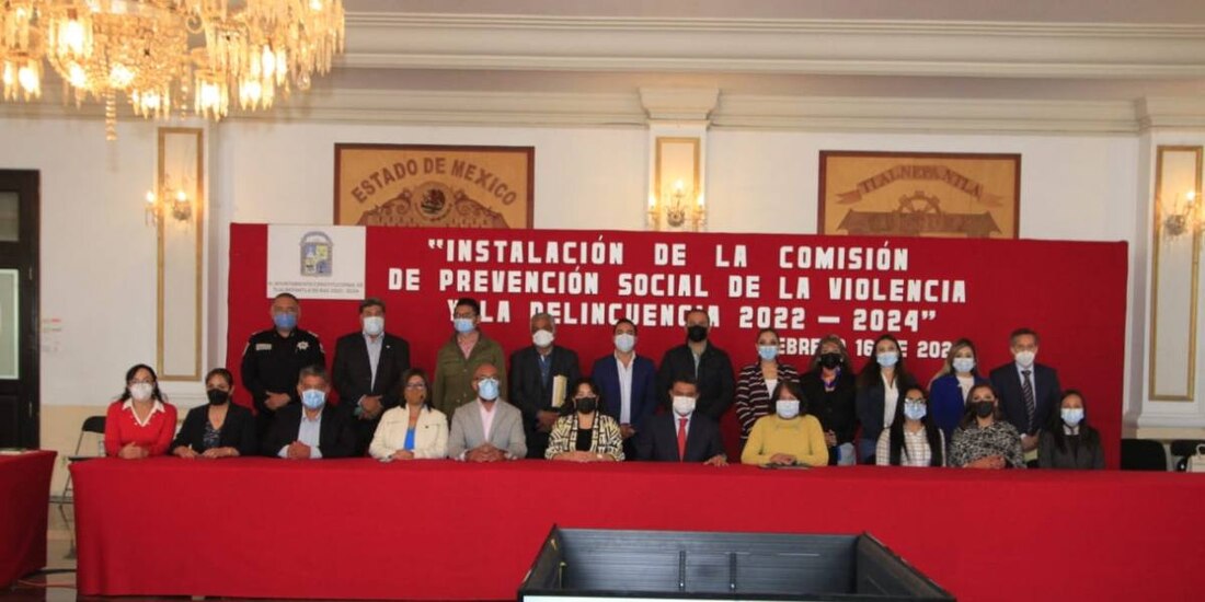 Foto de la instalación de la Comisión de Coordinación Municipal de la Prevención Social de la Violencia y la Delincuencia.