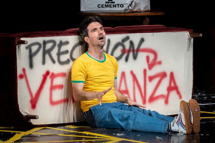 Adaptación de El Salvaje, de Guillermo Arriaga.