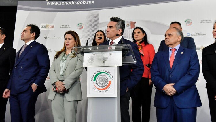 Alejandro Moreno, dirigente del PRI, en conferencia de prensa