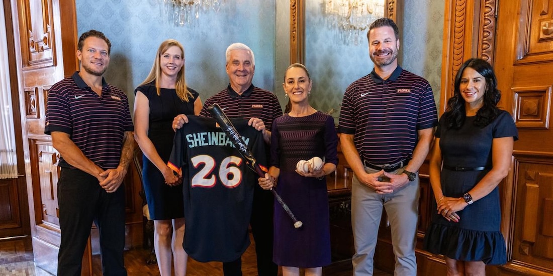 Claudia Sheinbaum se reúne con representantes de las Grandes Ligas