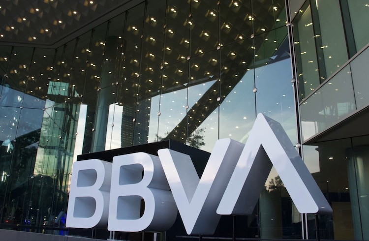 En una fotografía ilustrativa, las siglas BBVA.