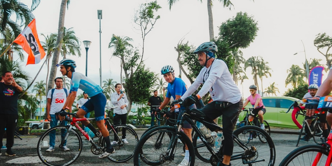 Gran afluencia de turistas ante la realización de eventos deportivos, resultado de la promoción del gobierno de Guerrero.