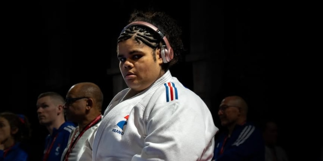 La judoca francesa Léa Fontaine denunció haber sido víctima de burlas por su físico.