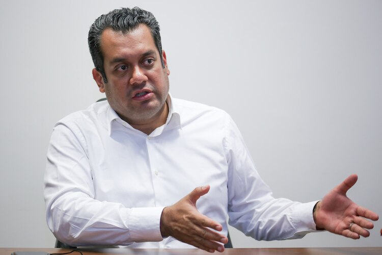 El diputado, Sergio Gutiérrez en entrevista con La Razón.