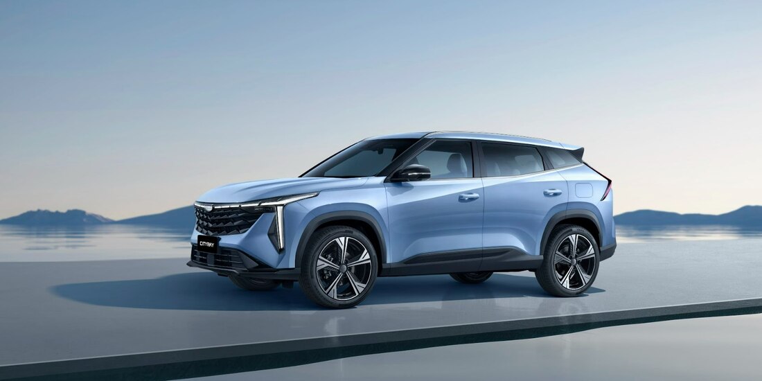 Disponible en los colores: Azul Óptico,
Blanco Cerámico, Plata Estaño y Gris Cenizo.