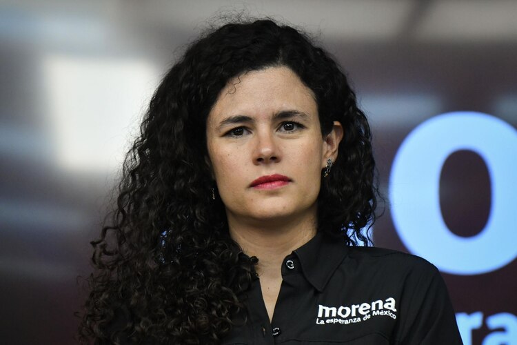 Luisa María Alcalde Luján.