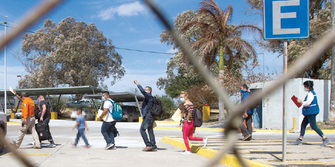 Migrantes asilados rumbo a EU, el pasado 6 de diciembre.