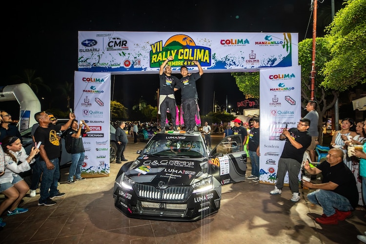 Char García y Lalo Solís se proclamaron campeones nacionales de rallies tras ganar el Rally Colima.
