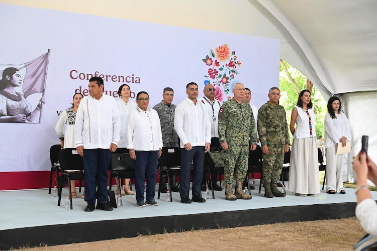 Autoridades federales y estatales fortalecen la infraestructura educativa y deportiva para las juventudes de la entidad.