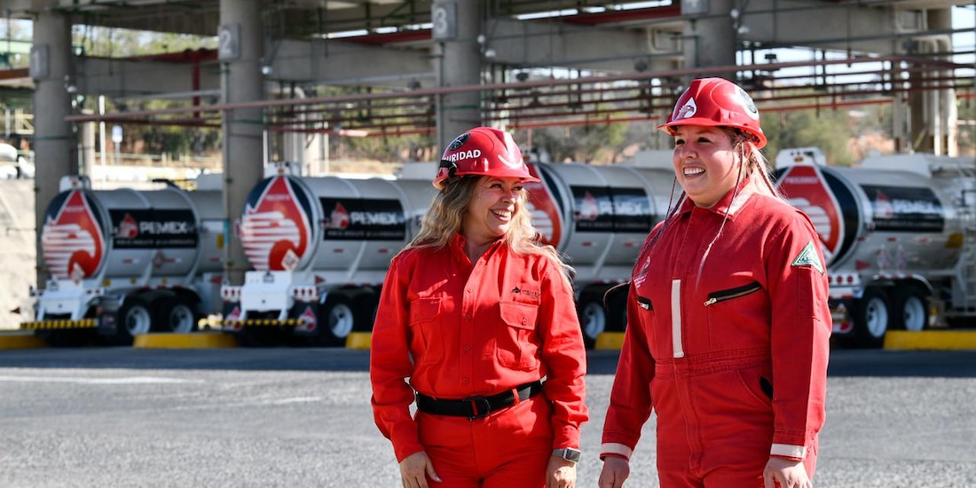 Con una participación paritaria del 52% de mujeres, Pemex fortalece la cultura de inclusión en todas sus áreas administrativas y operativas.