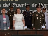 Claudia Sheinbaum (centro) encabeza ceremonia por el 112 Aniversario de la Defensa de Veracruz.