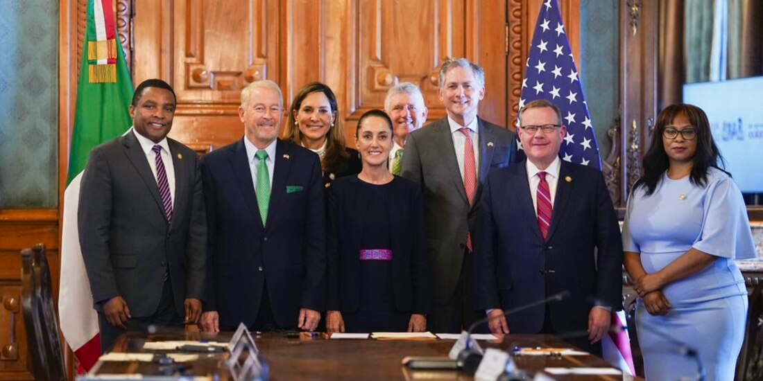 Al centro, la Presidenta de México, Claudia Sheinbaum.
