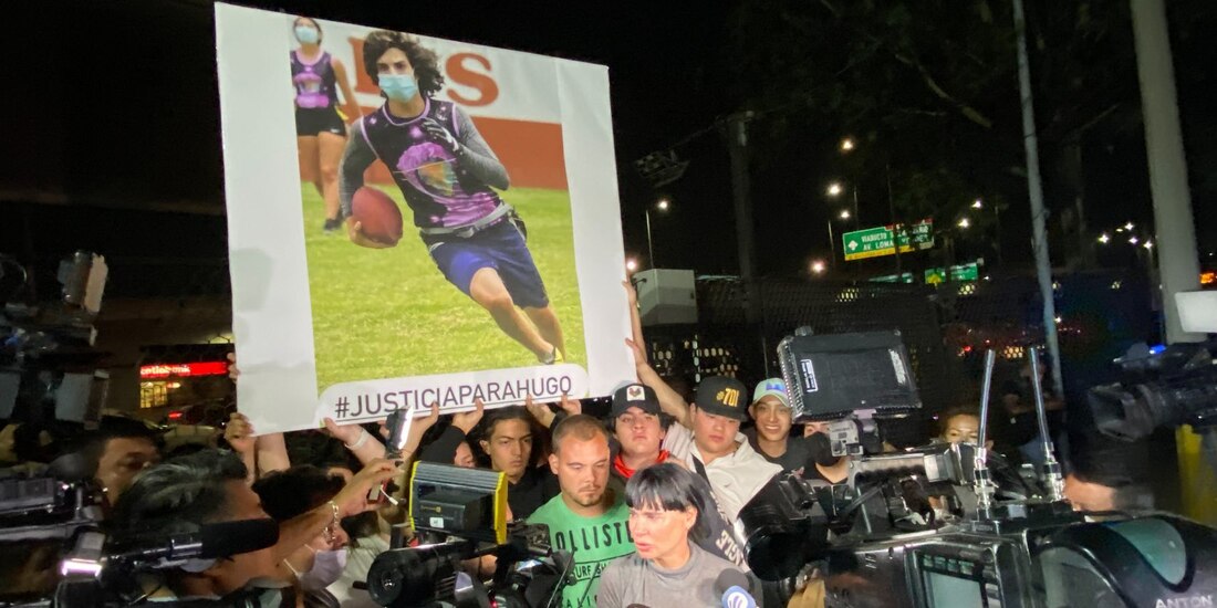 En el cartel aparece Hugo Carbajal, el menor asesinado el pasado 2 de abril.