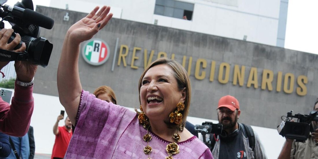 Xóchitl Gálvez, el martes durante su registro en el PRI para contender por la representación del Frente Amplio por México.