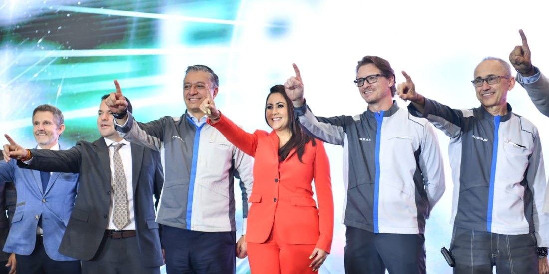Tere Jiménez encabeza el inicio de producción de la nueva Nissan Frontier en Aguascalientes.