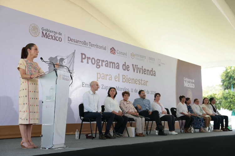 Funcionarios federales y estatales acompañan la reestructura del programa Vivienda para el Bienestar en beneficio de las familias mexicanas.