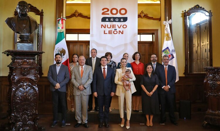 Comisión Estatal de conmemoración por los 200 años de Nuevo León.