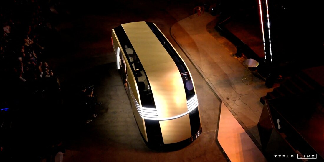 Tesla presenta su 'Robovan' durante el evento "We, Robot" en Los Ángeles, Estados Unidos