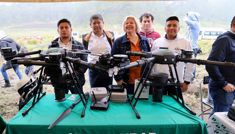 Drones facilitaron la dispersión de semillas en zonas de difícil acceso en Veracruz.