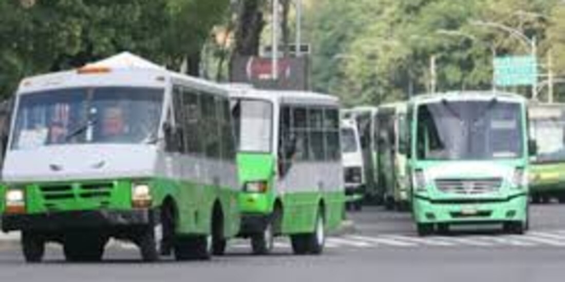 Los transportistas llevan varias semana exigiendo un aumento al cobro del pasaje.