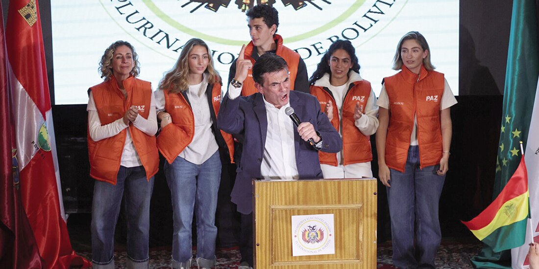 El presidente electo de Bolivia, Rodrigo Paz, habla en la celebración de los resultados, ayer.