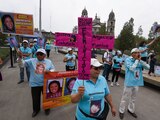 Integrantes de la Red de Madres Buscando a sus Hijos se manifiestan.