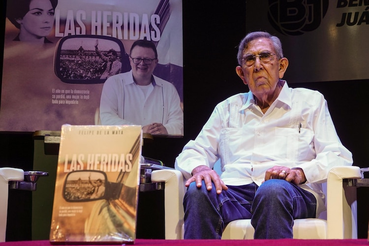 Cuauhtémoc Cárdenas en imagen de archivo