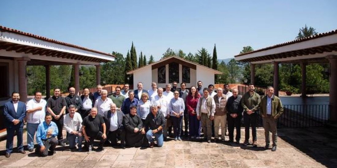 Rosa Icela Rodríguez recorre comunidades de Michoacán para escuchar necesidades de habitantes