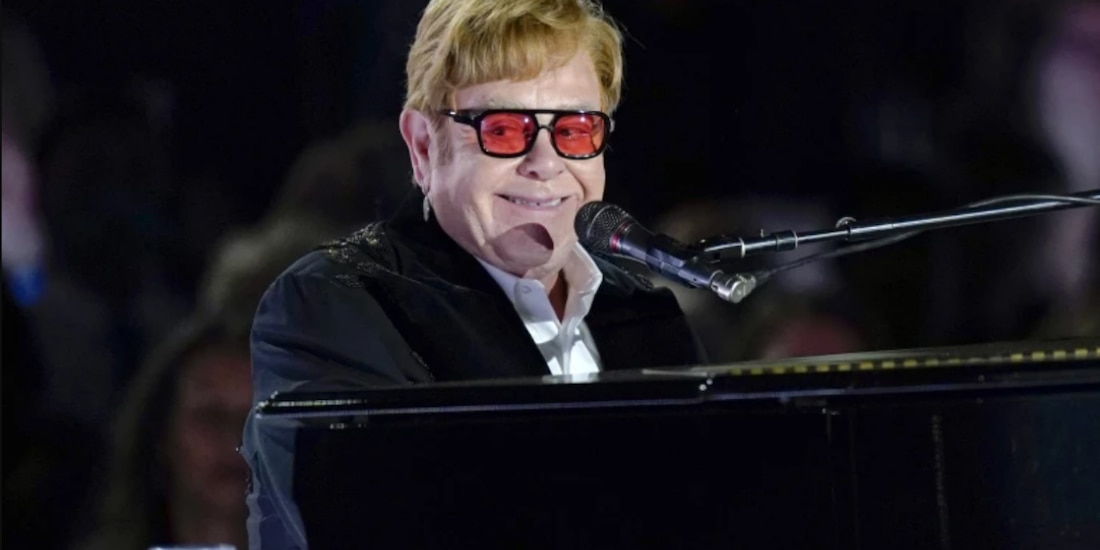 Elton John en concierto