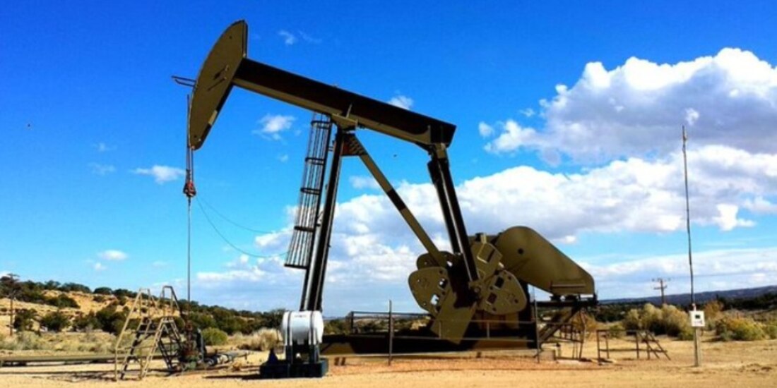 El actual recorte de producción petrolera es de 9.7 millones de barriles diarios.