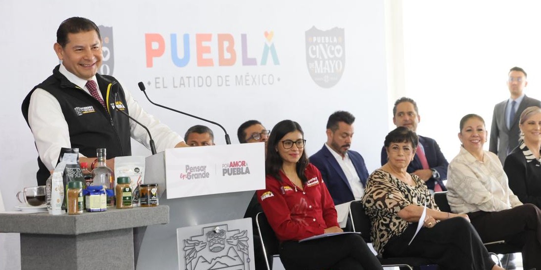 ‘Consejo Interinstitucional vigilará entrega de concesiones de transporte en Puebla’, afirma Armenta.