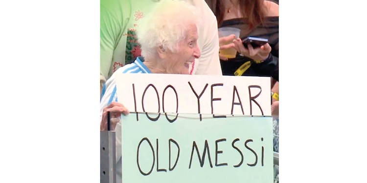LA MÁS FIEL DE LEO MESSI SE HACE PRESENTE
