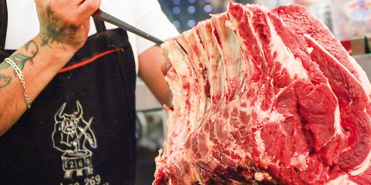 De acuerdo con datos del Inegi, en 2023 fueron producidas en México 324 mil 310 toneladas de carne porcina en canal, y en 2024 la producción cayó a 316 mil 579 toneladas.